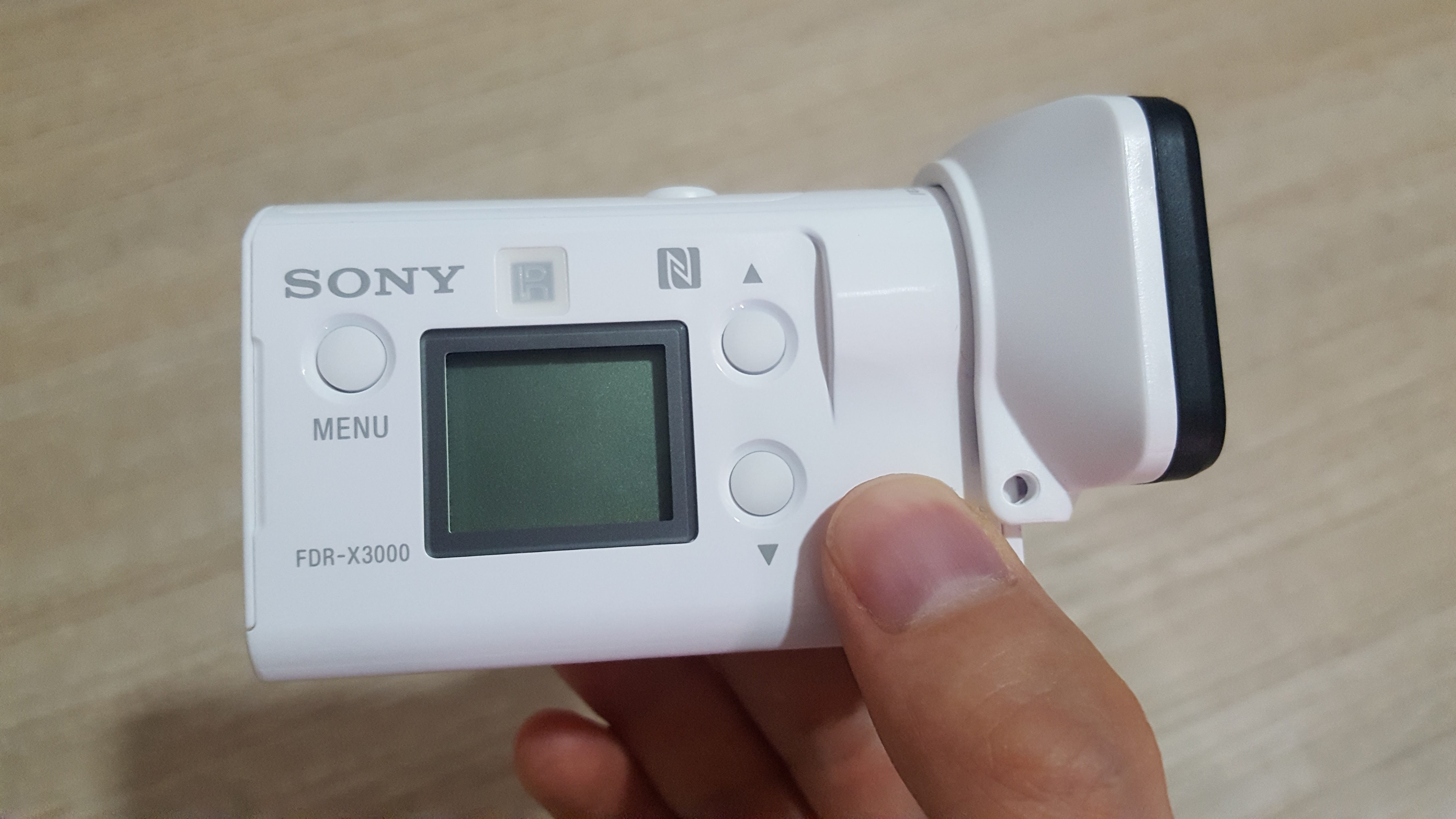 Sonyアクションカムに便利なアクセサリーをレビュー Fdr X3000r Hdr As300r Nomadly